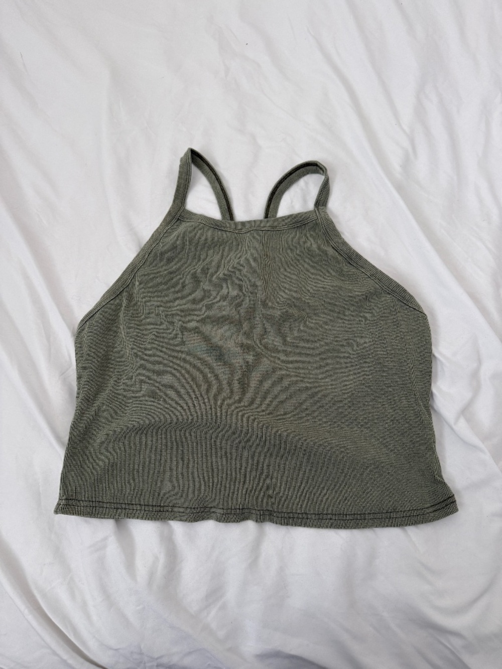 green tank top  size large   details: -NWOT -crop fit  -color: green  -comfy